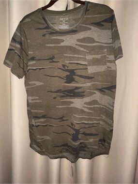 Zoe + Liv Camo Pocket Tee